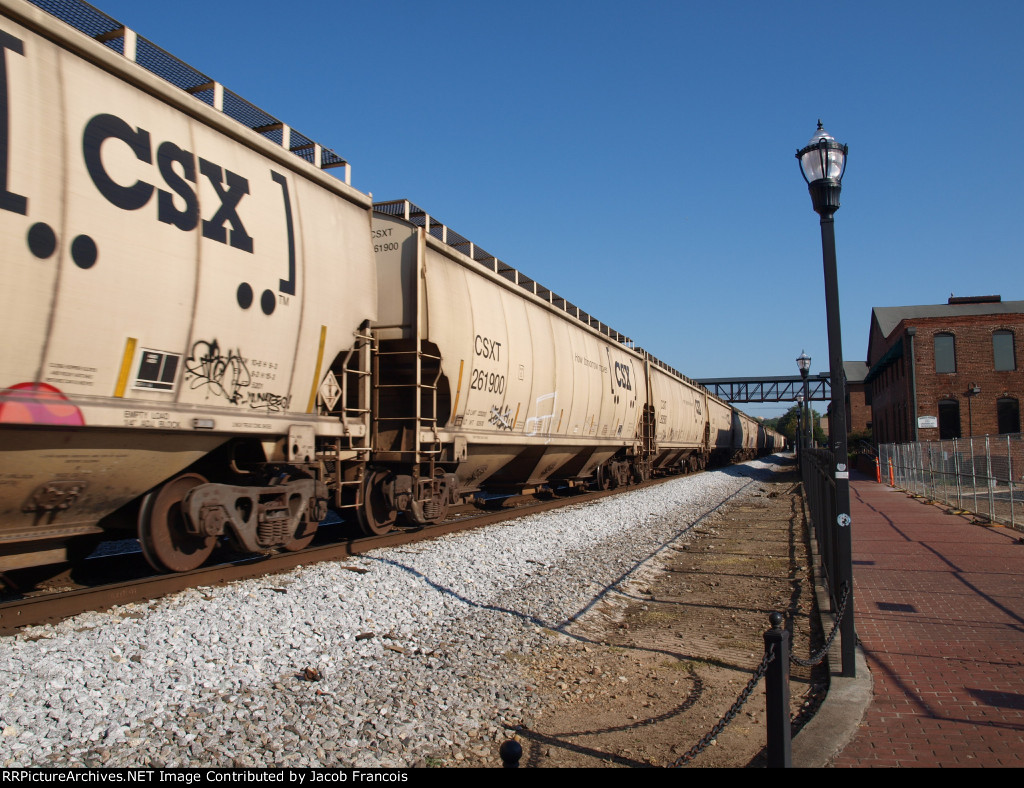 CSXT 261900